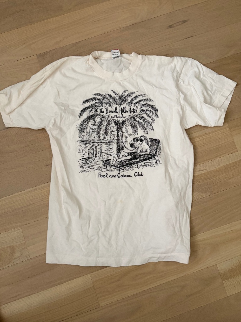 Beverly Hills Hotel Vintage T-Shirt (Large)